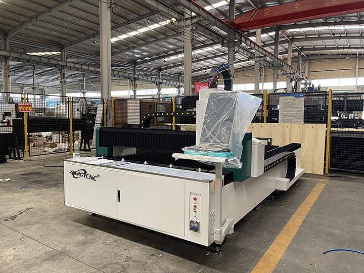 fiber laser cutter 4.jpg